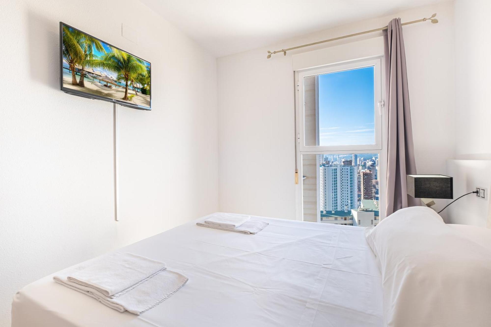 Tower San Remo 9-E Apartment Levante Beach ベニドルム エクステリア 写真
